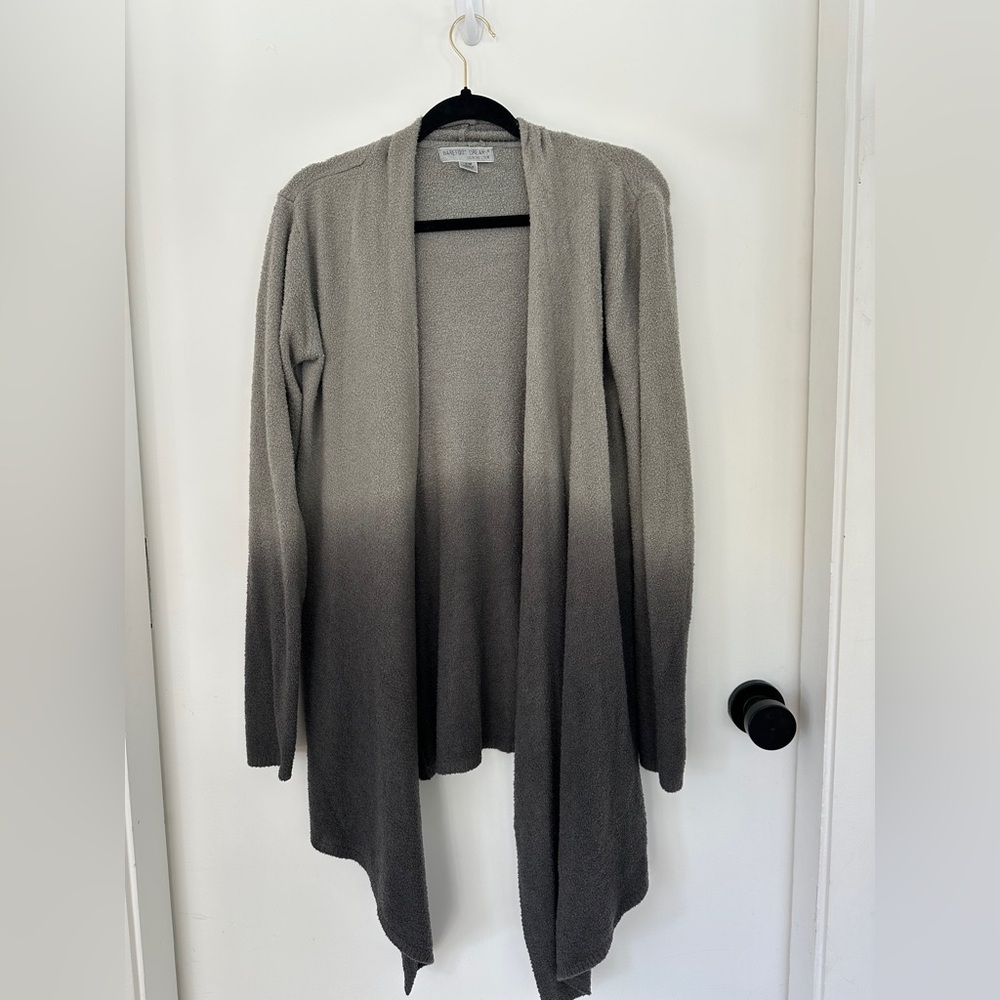 Barefoot Dreams CozyChic Lite Weekend Wrap in Grey ombré s-m
